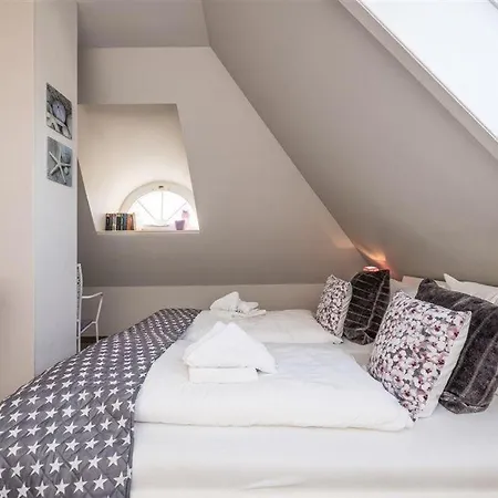 Tunghoern-hues-1-og-wohnung-03 *