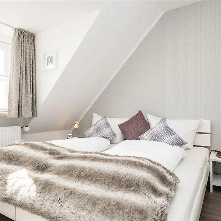 Tunghoern-hues-1-og-wohnung-03 公寓 凯图姆