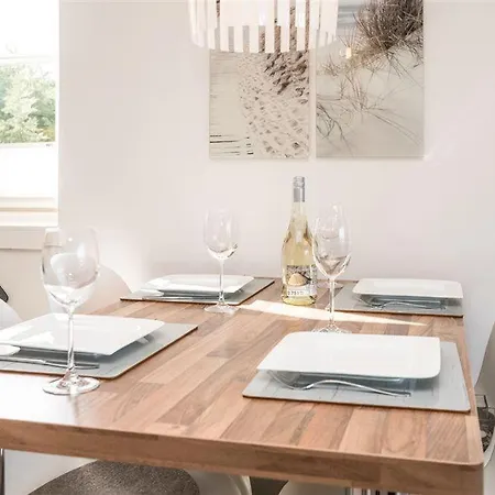 公寓 Tunghoern-hues-1-og-wohnung-03